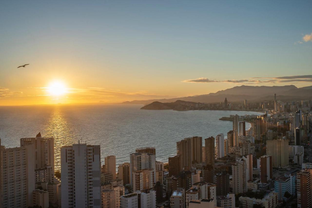 Pierre & Vacances Apartamentos Benidorm Horizon エクステリア 写真